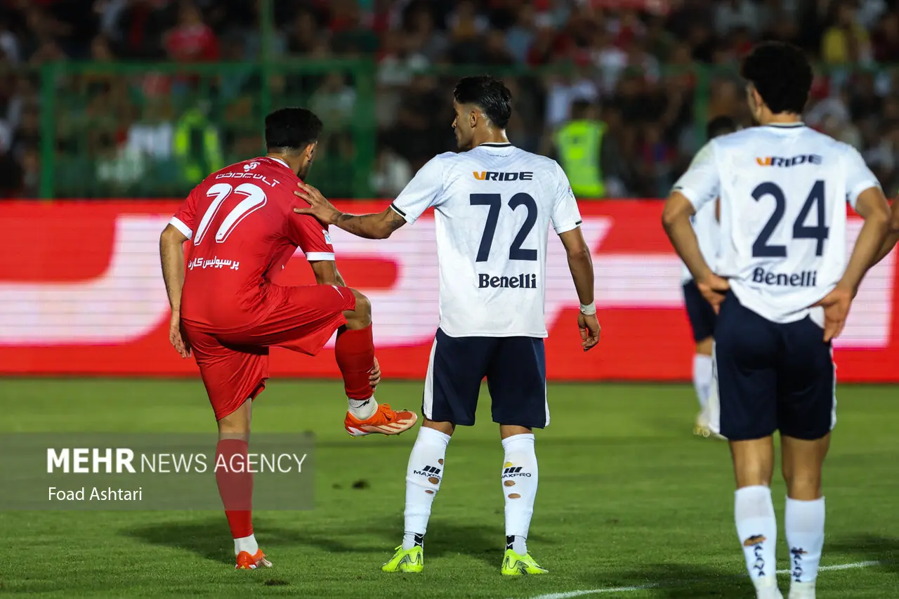  پیروزی یک نیمه‌ای پرسپولیس مقابل ملوان - پارس فوتبال