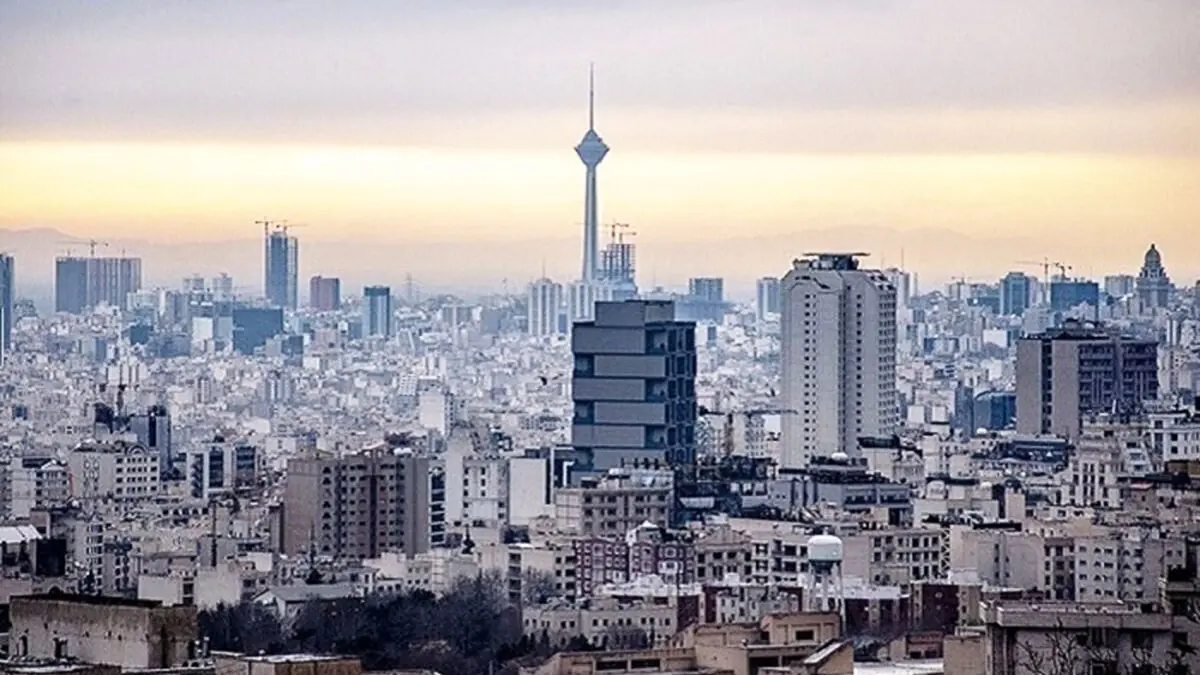 تهران در مسیر گرما و گردوخاک؛ رگبار و رعدوبرق در شمال کشور