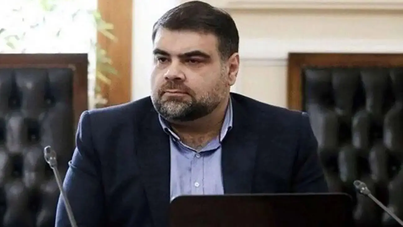 کیهان دستیار قالیباف را به بی غیرتی متهم کرد!