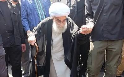 تصویر کمتر دیده شده از احمد جنتی بعد از بازداشت
