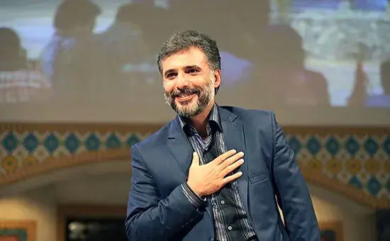 نحوه عجیب دست دادن سید جواد هاشمی با مازیار لرستانی + فیلم - سلام نو