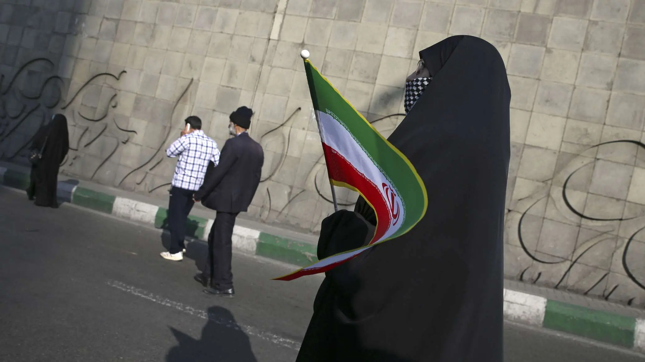 چو ایران نباشد تن من مباد