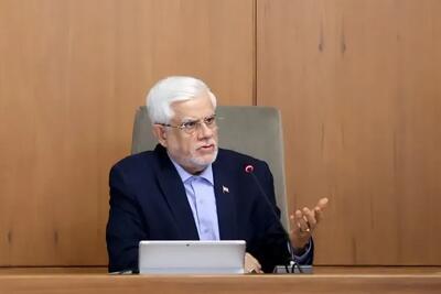  عارف: با صرفه‌جویی در دولت می‌توان بخشی از منابع کالابرگ را تأمین کرد