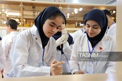 نهمین کارسوق دانشآموزی کشوری مهندسی ژنتیک در شهرکرد تصاویر - تسنیم