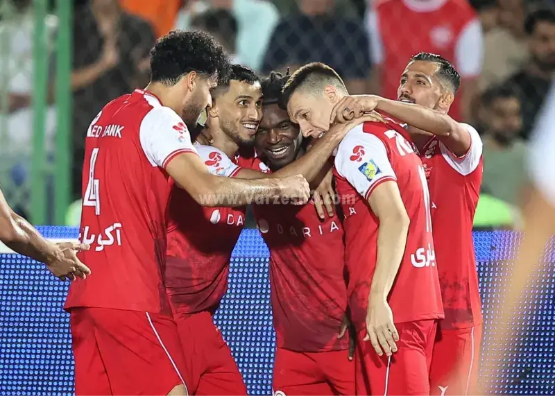 گزارش زنده: پرسپولیس 3 - ملوان 0