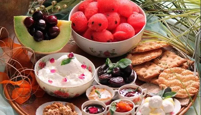 چرا گرما هوسهای غذایی را تغییر میدهد؟ | آخرین خبر