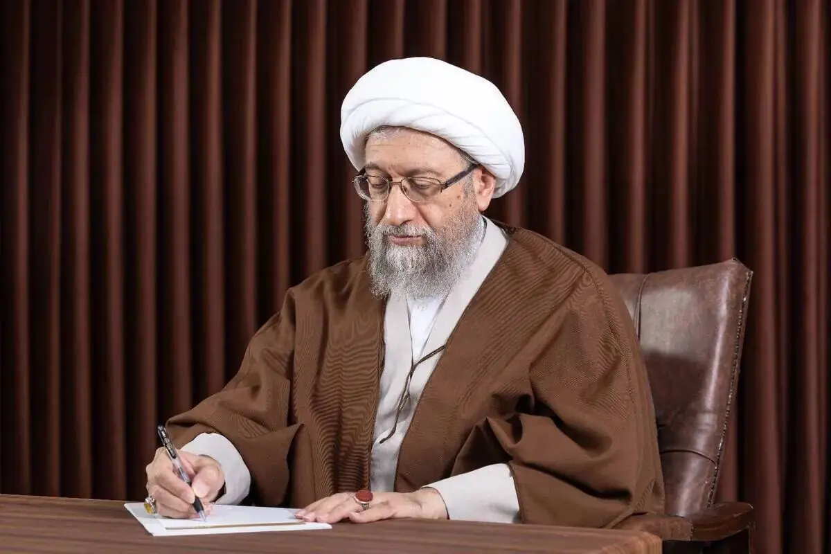 آیتالله آملی لاریجانی: پیام وحدتبخش رهبر انقلاب ضامن حفظ کشور در برابر استکبار جهانی است | آخرین خبر