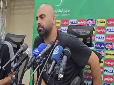  زارع: بعضی از خبرنگار‌های سایت‌ها انگار با خدا ارتباط خاصی دارند و از روی هوا متوجه می‌شوند مازیار زارع از ملوان خداحافظی کرده است | آخرین خبر
