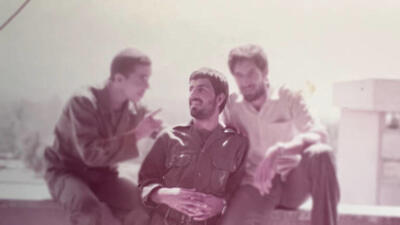 تصاویر دیده نشده از فرمانده شهید سپاه پاسداران