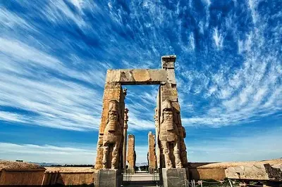 تخت جمشید (پارسه)؛ تاریخچه، معماری و راهنمای بازدید از عظیمترین یادگار هخامنشیان + آدرس، ساعات کاری و قیمت بلیط