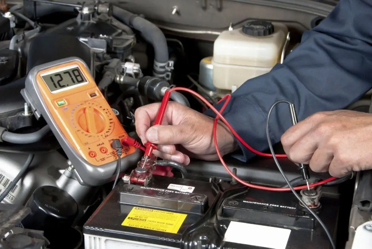 علائم خرابی باتری خودرو چیست؟ + نشانه های پایان عمر باتری