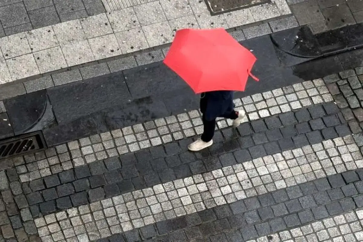 هشدار هواشناسی پیرامون بارش باران، رعد و برق و وزش باد در چندین استان