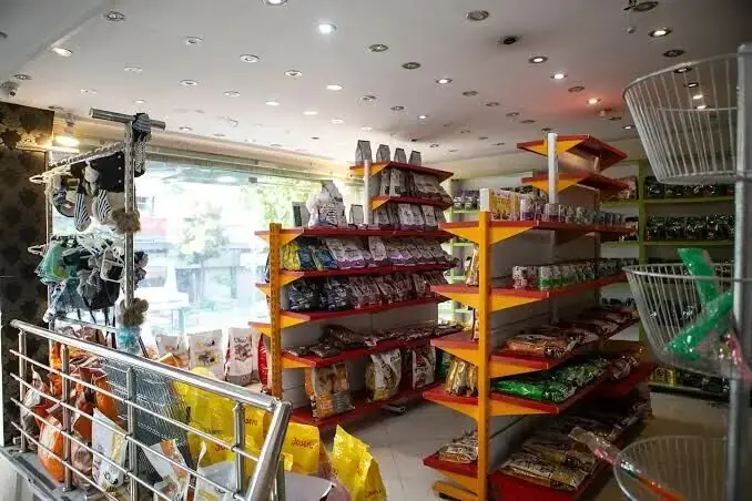 قاچاق و فروش غذای تقلبی در پتشاپها؛ پانسیونها بدون مجوز