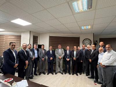  مراکز درمانی تحت پوشش در غرب مازندران برای خدمت به ایثارگران افزایش می یابد/ آمادگی بیمه دی برای ارائه خدمات ویژه به ایثارگران در بیمارستان امام خمینی (ره) تنکابن