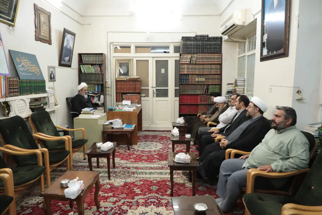 آیتالله فاضل لنکرانی: وقف باید محور توسعه «علم و دین» باشد