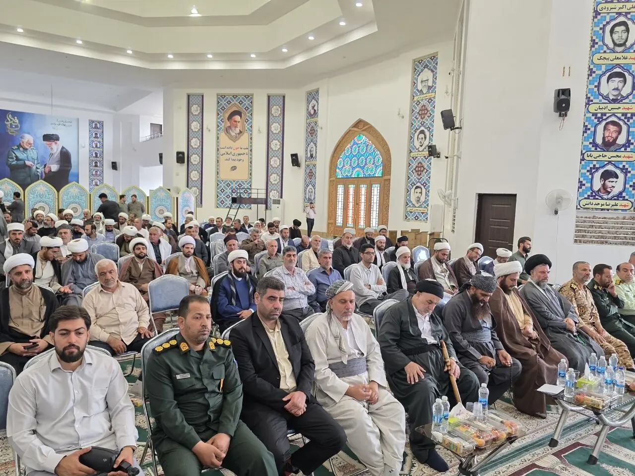  تأکید علمای غرب کرمانشاه و فرماندهان نظامی بر حفظ وحدت برای عبور از تهدیدها