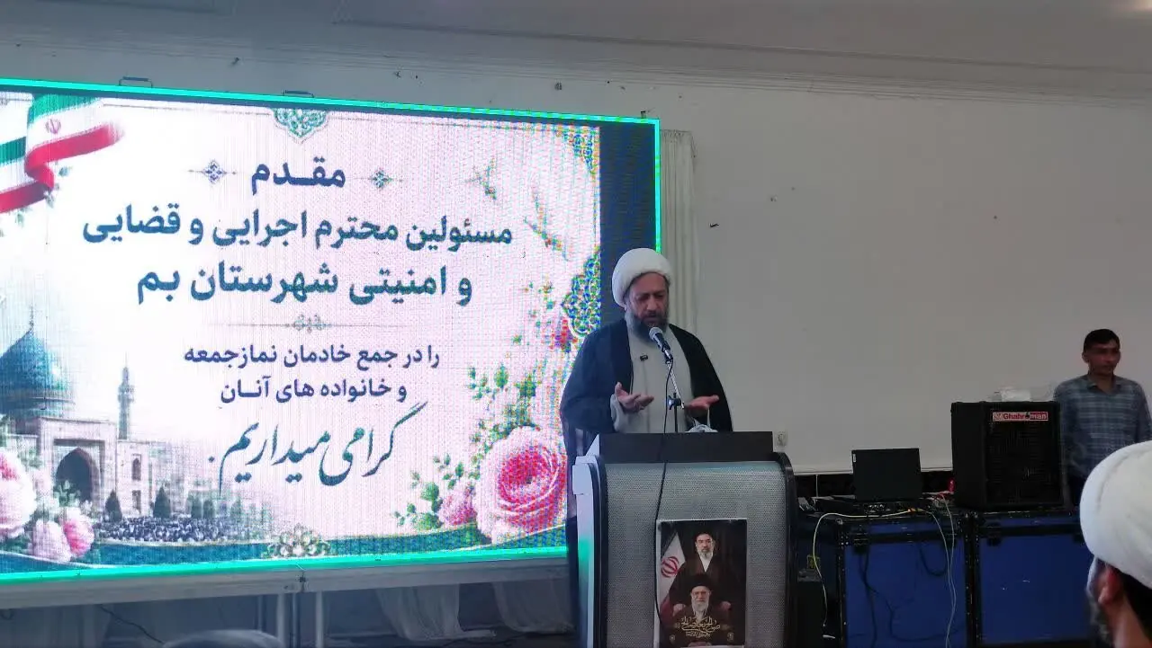  قدرت‌های پوشالی در برابر معنویت ملت ایران شکست خردند
