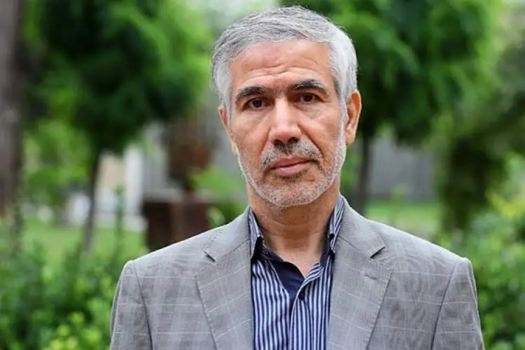 شاعران آیینی مراقب باشند!