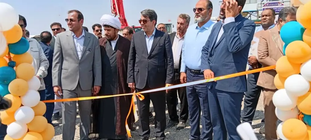 بهرهبرداری از کارخانه تولید بتن در کهنوج با سرمایهگذاری ۱۵۰ میلیارد تومان