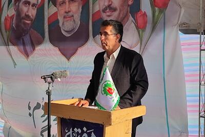  فرماندار کامیاران: برای حل مشکلات شهرستان پیگیری و مطالبه‌گری جدی داریم