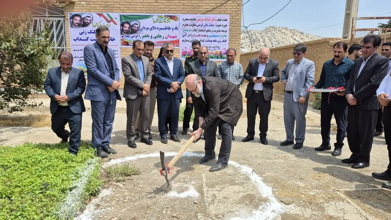  افتتاح و کلنگ‌زنی ۱۱ پروژه با اعتبار ۱۰۰ میلیارد تومان در آبدانان/ تأکید بر رونق اقتصاد گردشگری در منطقه
