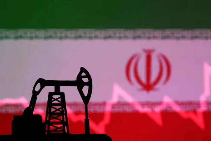 تولیدی/ چه کسانی از تحریم پول درمیآورند؟/ ردپای پول در اقتصاد تحریمی ایران