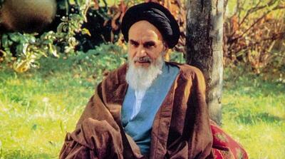 امام خمینی: روز(ولادت رسول اکرم«ص») روز نویدى است که بشر را نوید داد به استقامت و راهنمایى به صراط مستقیم انسانیت - مردم سالاری آنلاین