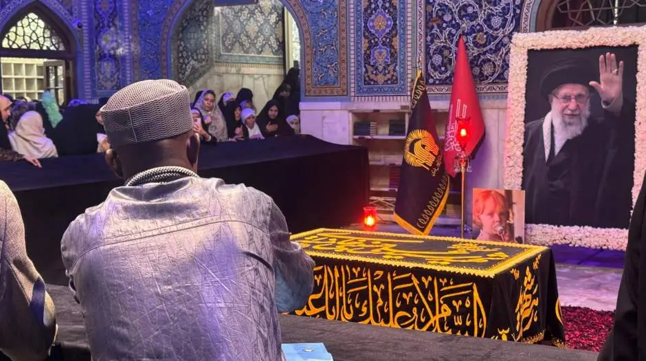 حضور اندیشمندان حاضر درکنفرانس وحدت اسلامی در رواق دارالذکر - مردم سالاری آنلاین