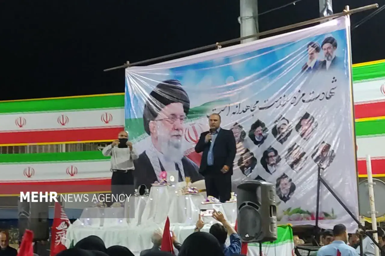 فرماندار لنگرود: تقویت وحدت ملی زمینهساز سربلندی ایران است