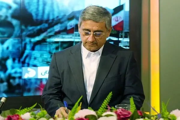 پیگیری جذب اعتبارات بیشتر برای پروژه راهآهن دورود - خرمآباد