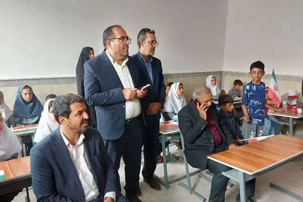  افتتاح مدرسه یک‌کلاسه روستای گنجه در اسدآباد