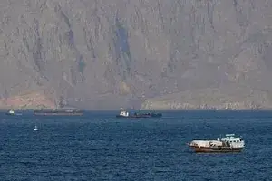  4 شهید و مجروح در حمله آمریکا به جزیره لارک