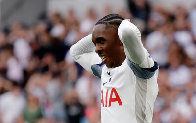 ماتیس تل بعد از این کاشته عجیب تعویض شد! - پارس فوتبال