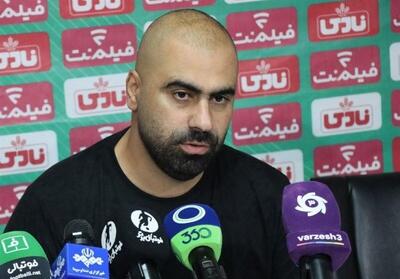  مازیار زارع خبرنگار اخراج کرد!
