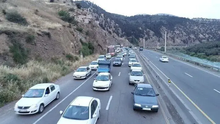 ورود بیش از ۳۶۸ هزار خودرو به گیلان طی چهار روز اخیر