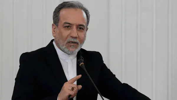 عراقچی: ژاپنیها آمریکا را بابت جنایاتش پاسخگو کنند