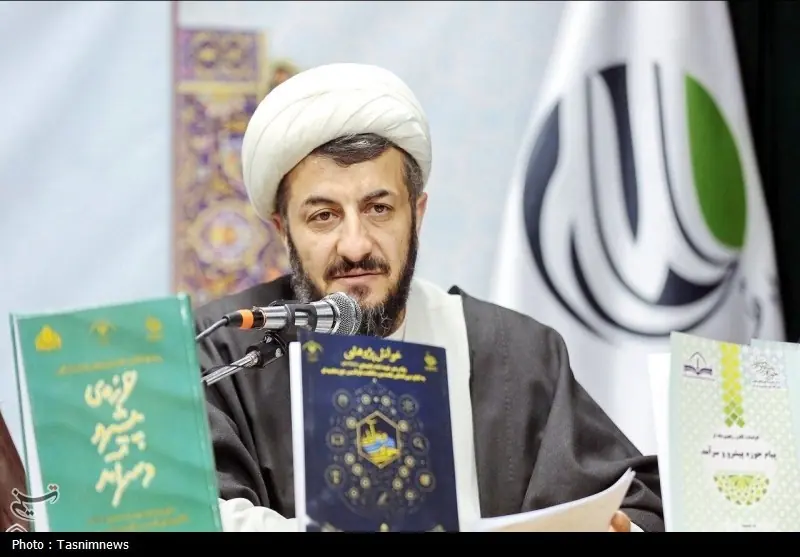  تدوین 60 هزار مسئله پژوهشی درباره پیامبر(ص) در حوزه‌های علمیه - تسنیم
