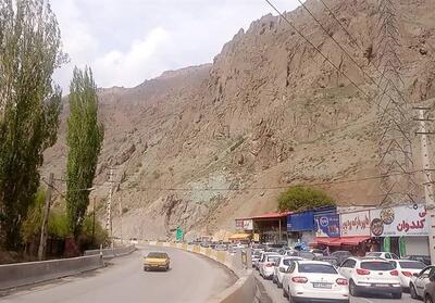  ترافیک سنگین در جاده چالوس و هراز - تسنیم