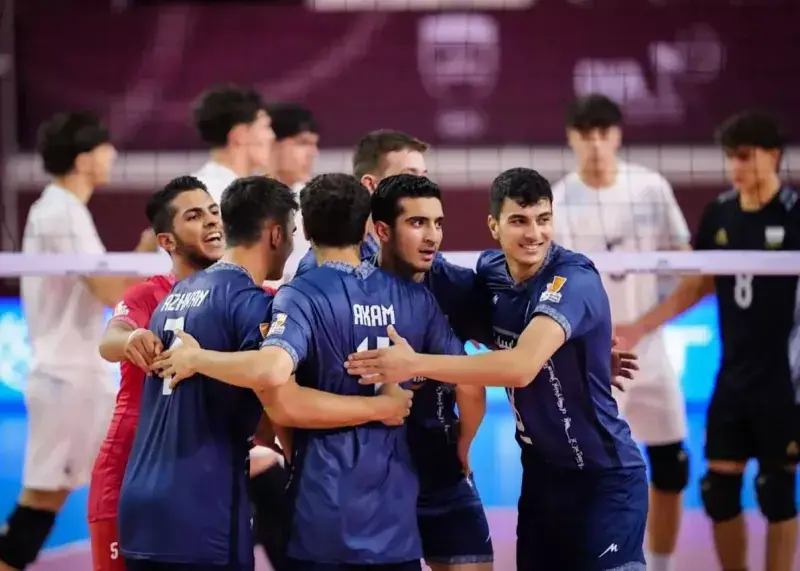 نکونام و یحیی قهرمانی والیبال را جشن گرفتند