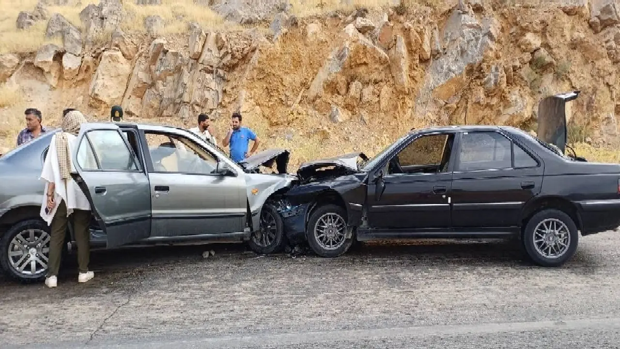 وقوع ۳سانحه رانندگی در محورهای مواصلاتی بوکان با ۹ مصدوم