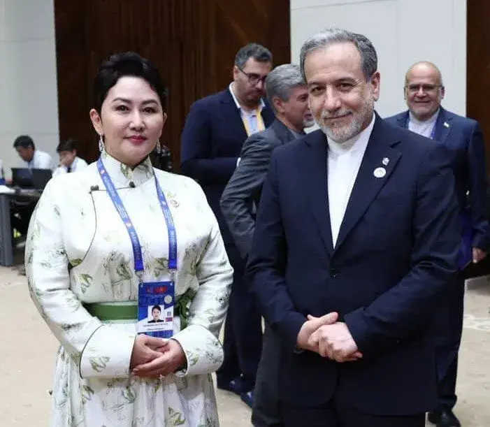  دیدار عراقچی با وزیر خارجه مغولستان در بیشکک