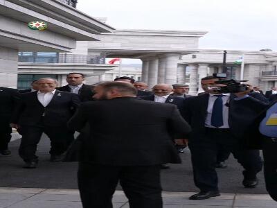 لحظاتی از دیدار صمیمانه الهام علی‌اف و پزشکیان | آخرین خبر