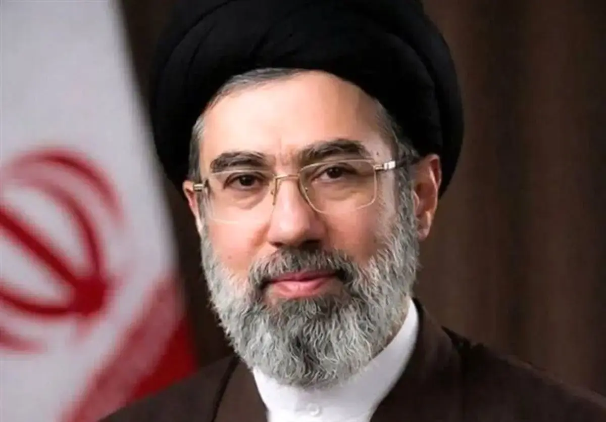 رهبر انقلاب : وحدت بین مسلمین سنگ بنای اصلی برای دستیابی به تمدن اسلامی است