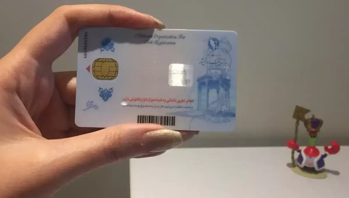 ۶ میلیون کارت ملی هوشمند تا پاییز صادر میشود؛ اعتبار کارتهای منقضی تمدید شد
