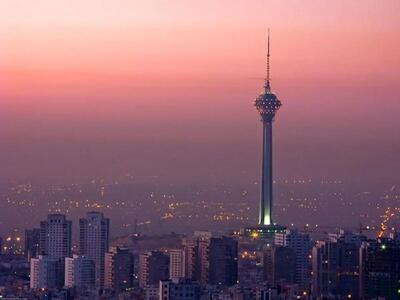 لحظاتی پیش تهران شدیدا لرزید