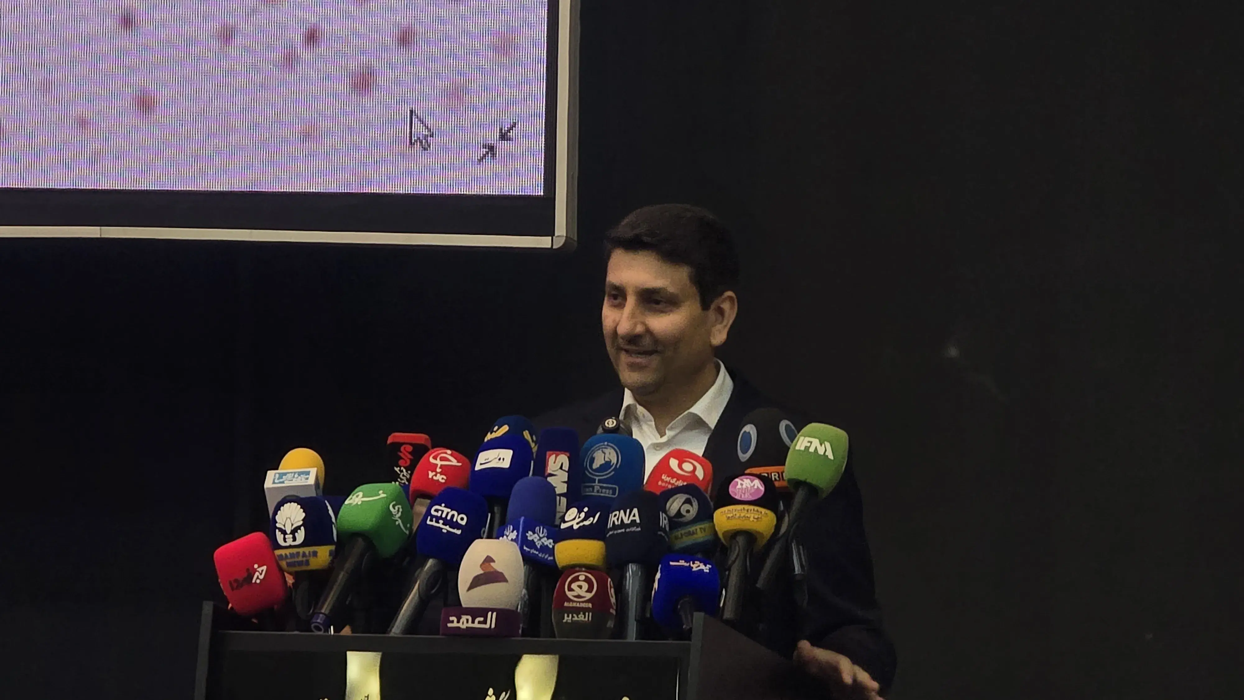 وزیر ارتباطات: ارتباطات کشور در جنگ خاموش نشد/ بیش از ۵۰۰ سایت ارتباطی کشور زیر حملات جنگی