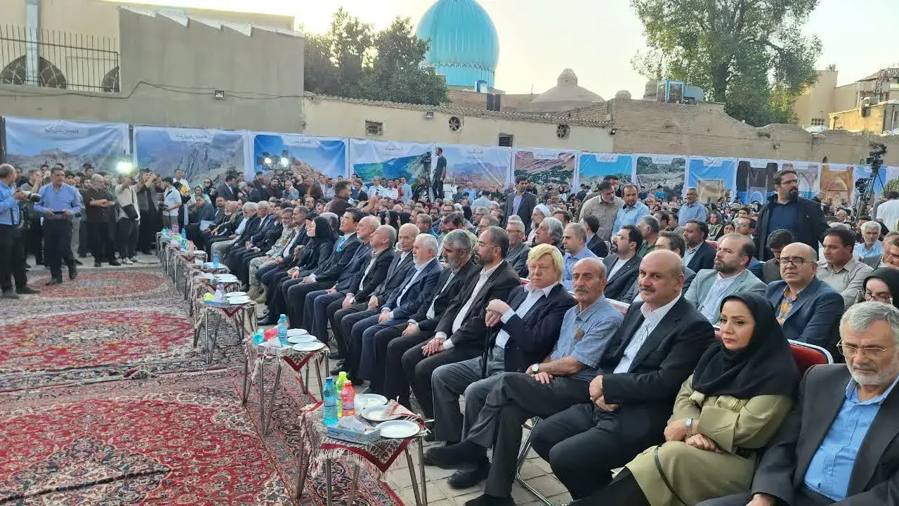  روز قزوین در دولتخانه صفوی؛ از حضور چهره‌های ملی تا تأکید بر ظرفیت‌های تاریخی و علمی الموت