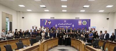  جوانان پای میز گفت‌وگو با مسئولان پردیس