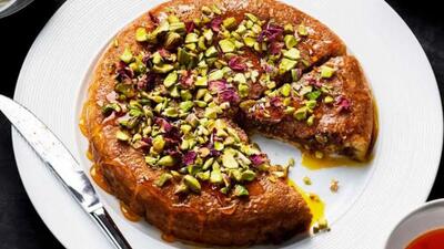 آموزش تهیه خاگینه خرما با زعفران