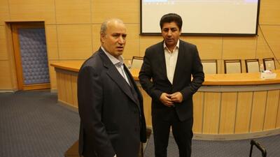  نگران نباشید، صندلی هست!/ یک پرسش مهم از مهدی تاج